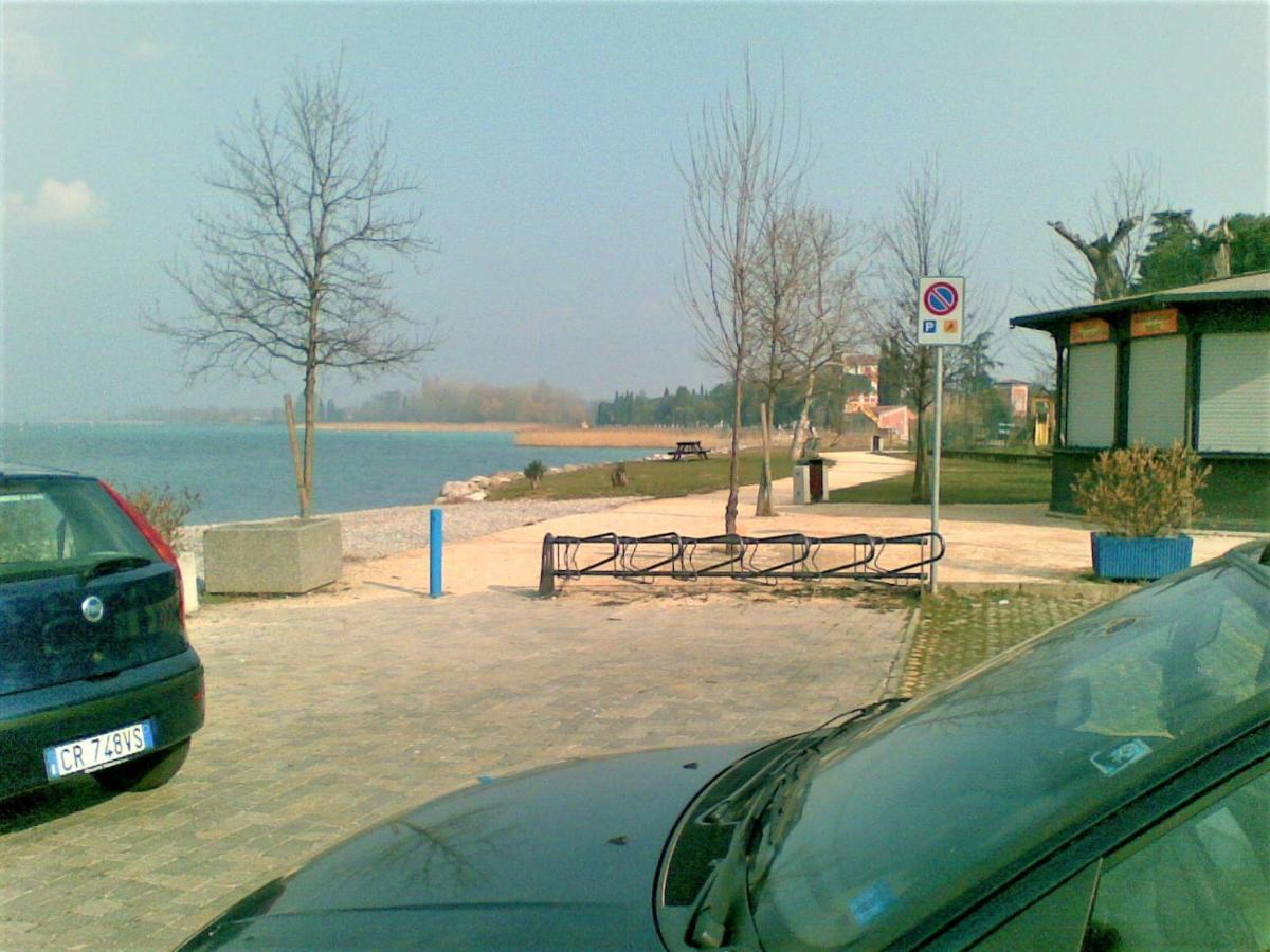 Casa Gisela Apartman Desenzano del Garda Kültér fotó