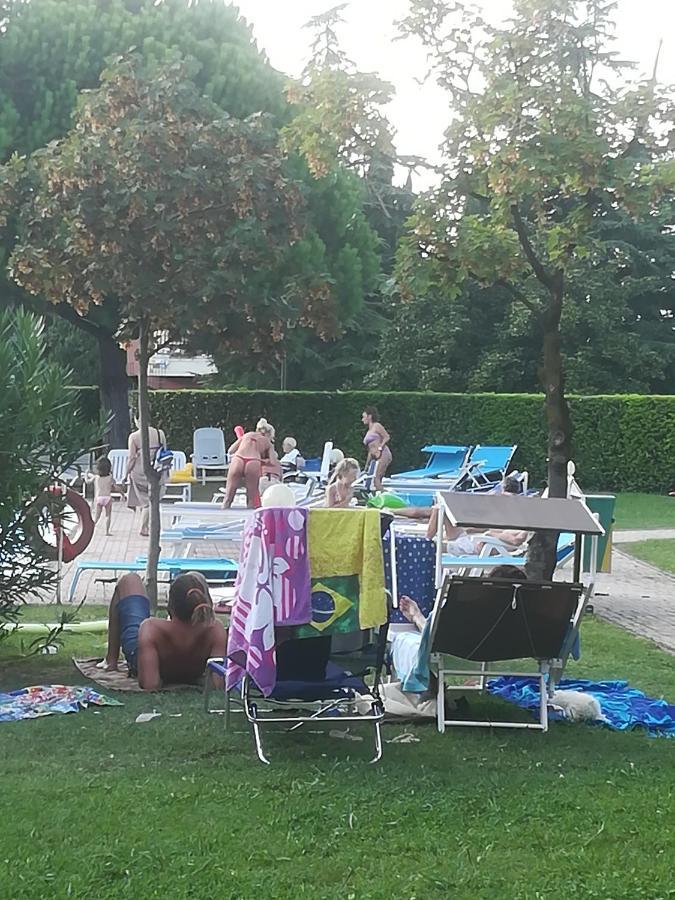 Casa Gisela Apartman Desenzano del Garda Kültér fotó