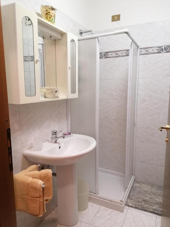 Casa Gisela Apartman Desenzano del Garda Kültér fotó